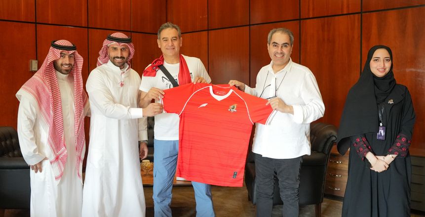 الوحدة السعودي يكرم خالد جلال