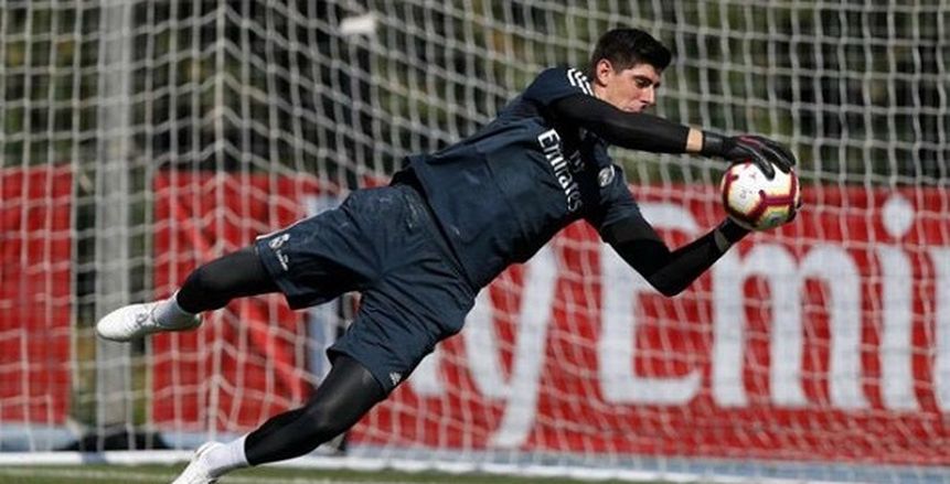 بعد 6 سنوات.. رقم سلبي يلاحق «كورتوا» في ظهوره الأول مع ريال مدريد