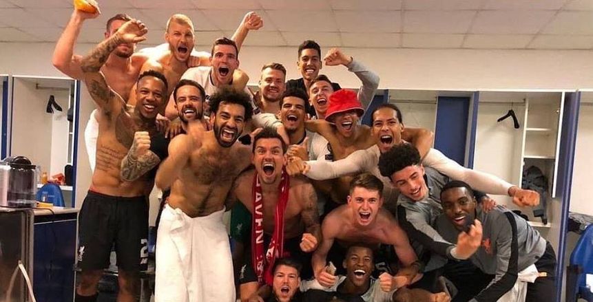 بالفيديو| استقبال «صلاح» ورفاقه في ليفربول
