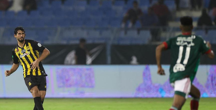 بمشاركة حجازي وطارق حامد.. اتحاد جدة يتعادل مع ضمك بالدوري السعودي