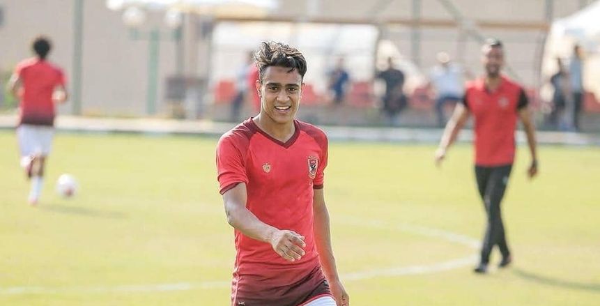 لاعب شباب الأهلي يفضل المصري على الإسماعيلي