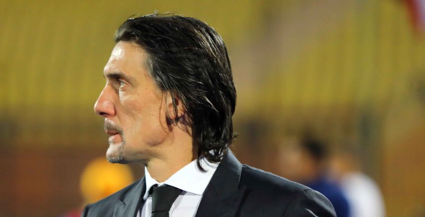 جماهير الفيصلي تؤيد عودة نيبوشا لقيادة الفريق بعد استقالته من الزمالك