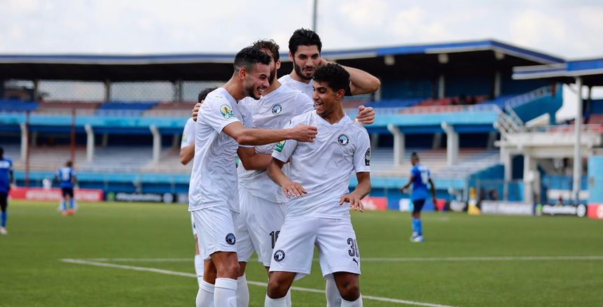 بيراميدز يتمسك بـ إبراهيم عادل بفرمان من إيهاب جلال