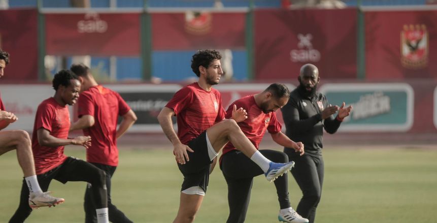 الأهلي في معسكر مغلق استعدادا لوفاق سطيف.. وفحص طبي لـ4 مصابين