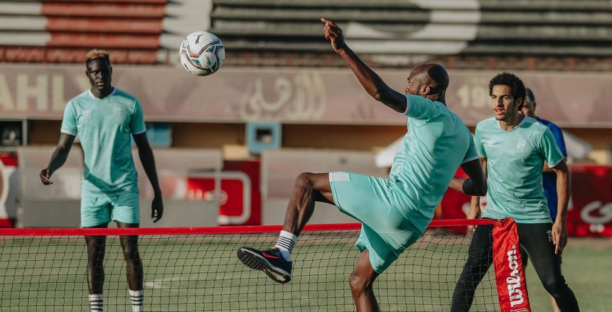 الأهلي يسابق الزمن للتخلص من جيرالدو أو بادجي لقيد "بانون"