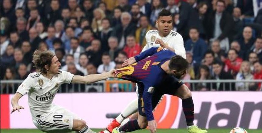 4 قنوات مفتوحة تنقل مباراة ريال مدريد وبرشلونة في كلاسيكو الليجا
