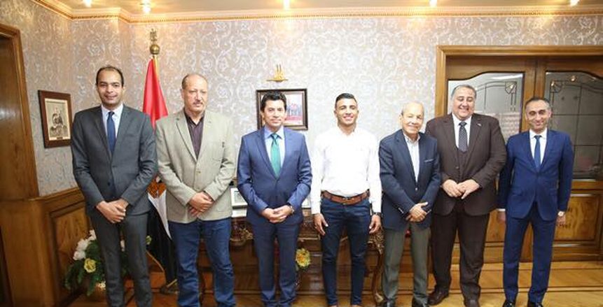 وزير الرياضة يكرم "كيشو".. ويستعرض خطة إعداده لأولمبياد طوكيو