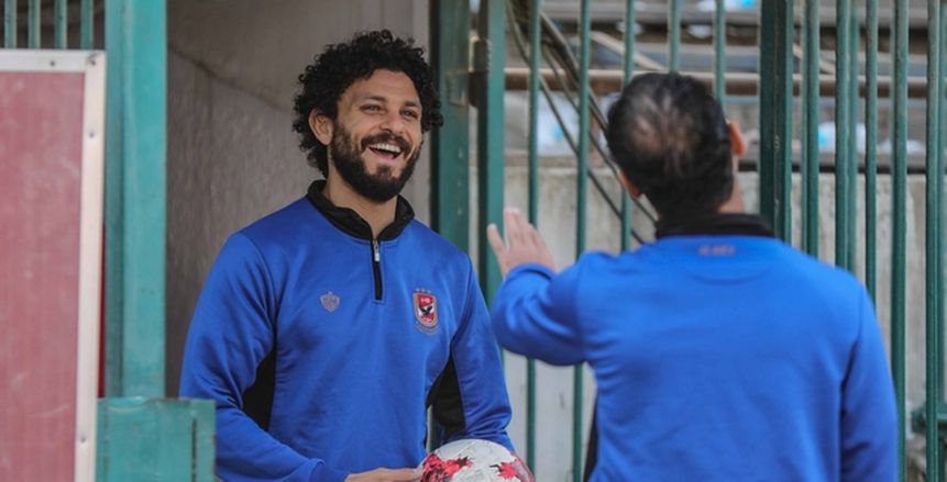 بالصور| غالي ومدرب الأهلي في مباراة «خماسي» مع نجوم الزمالك