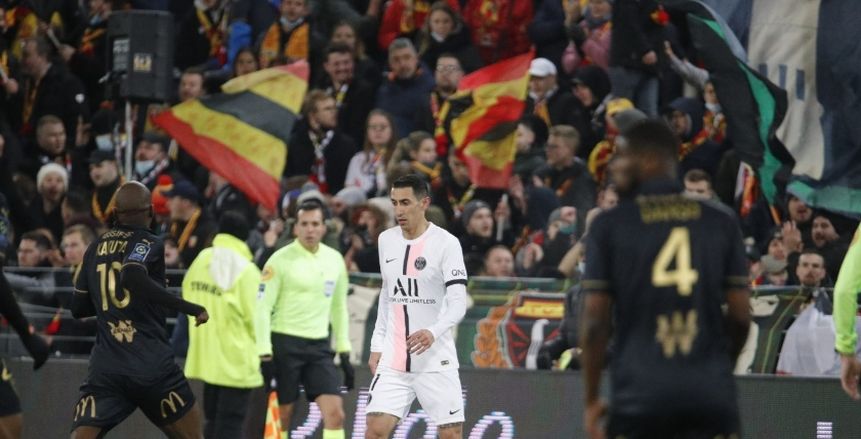 باريس سان جيرمان يحقق تعادلا صعبا أمام لانس في الدوري الفرنسي