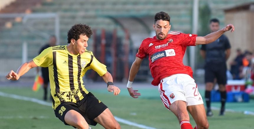 75 دقيقة من مباراة الأهلي والمقاولون العرب.. طاهر يضيف الثالث للأحمر