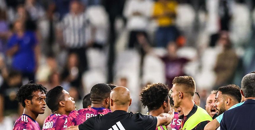 مشاجرة و4 بطاقات حمراء في مباراة يوفنتوس وساليرنيتانا بالدوري الإيطالي