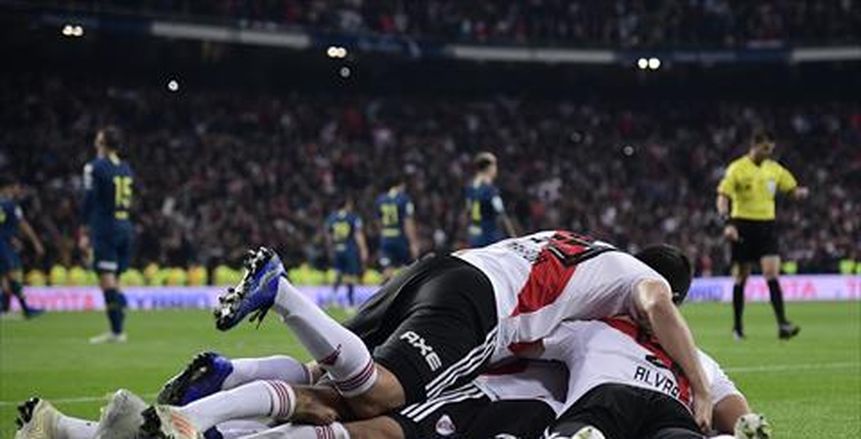 بالفيديو| ريفر بليت يقلب الطاولة أمام بوكا جونيورز ويتوج بكأس ليبرتادوريس للمرة الـ4 في تاريخه