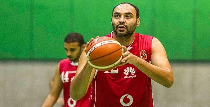 بعد التعافي من ألام الظهر.. «الغنام» يظهر في تدريبات الأهلي
