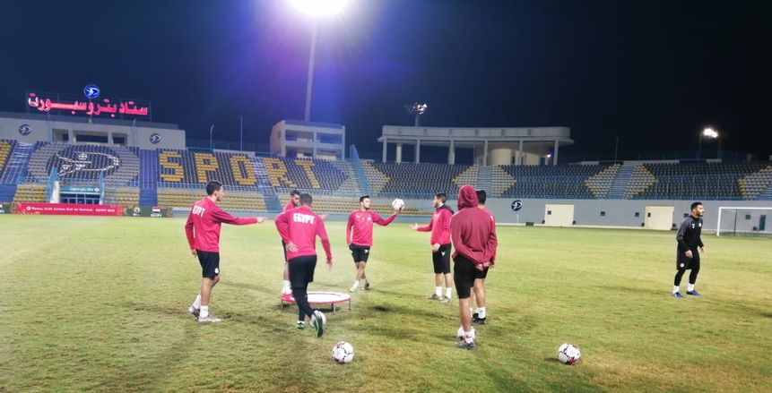 بالصور.. المنتخب الأوليمبي يواصل الاستعداد لجنوب إفريقيا.. ومران قوى للحراس