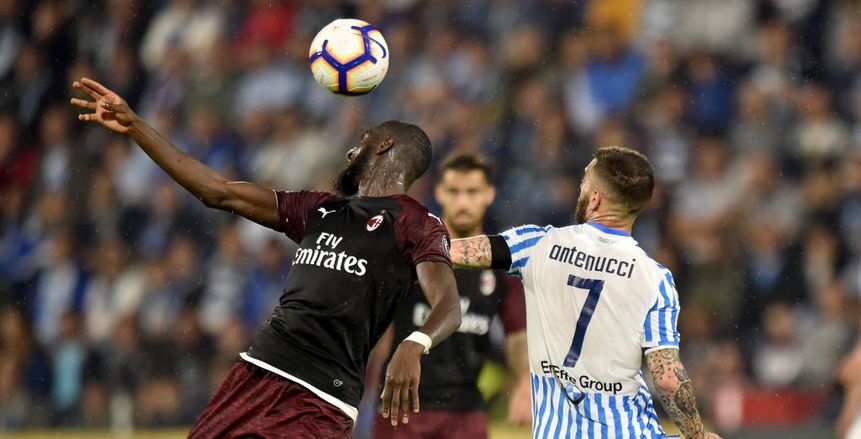 بالفيديو| ميلان يخسر مقعدًا في دوري أبطال أوروبا رغم الانتصار على سبال