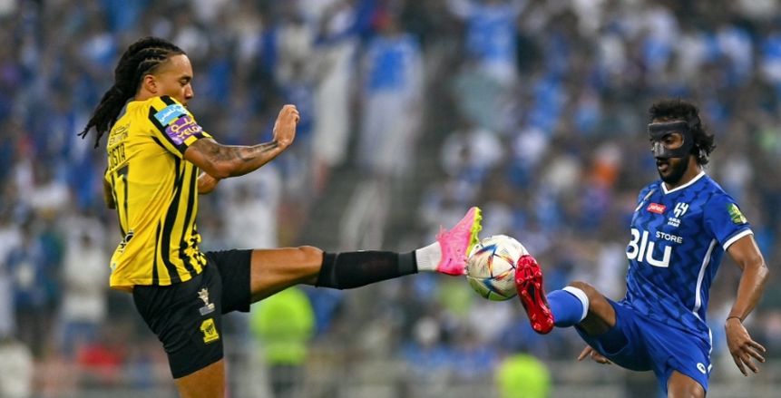 شوط أول سلبي بين الهلال والاتحاد في نصف نهائي كأس الملك