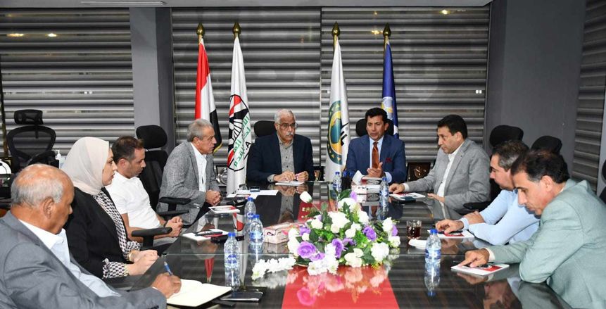  وزير الرياضة يجتمع بمجلس إدارة اتحاد كرة القدم لدعم المنتخبات الوطنية