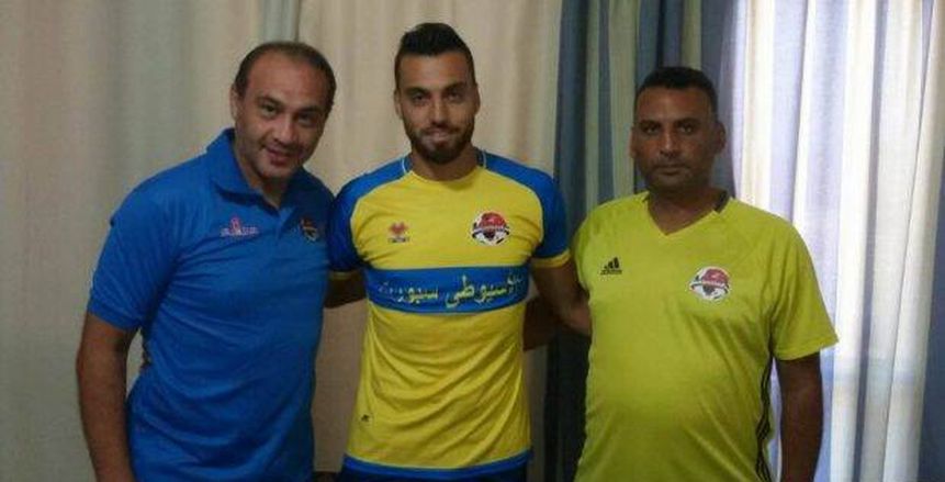 انطاليا سبور يجدد مفاوضاته مع «بسام» الأسيوطي عقب ثلاثية بتروجيت