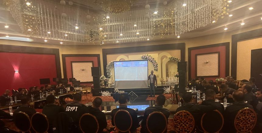 محاضرة فنية لمساعدة الحكام على قراءة خطط لعب فرق دوري nile