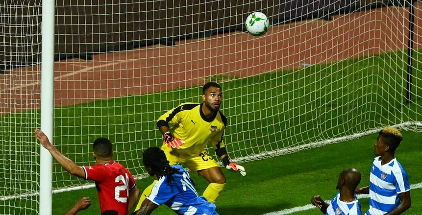 رأسية رائعة.. محمد عبدالمنعم يسجل ثاني أهداف منتخب مصر أمام ليبيريا