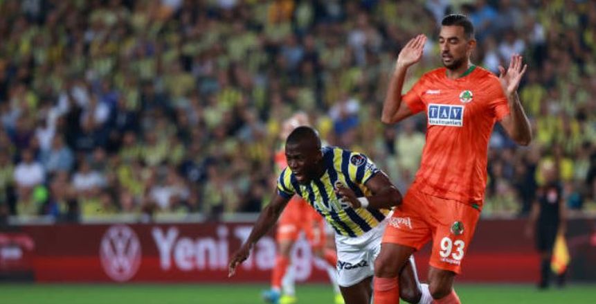 كوكا يشارك في هزيمة ألانيا سبور أمام فنربخشة بخماسية بالدوري التركي «فيديو»
