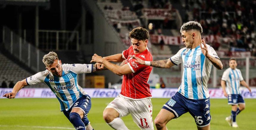 هوراكان يحجز بطاقة ربع نهائي كأس الارجنتين على حساب راسينج بنتيجة 5-3