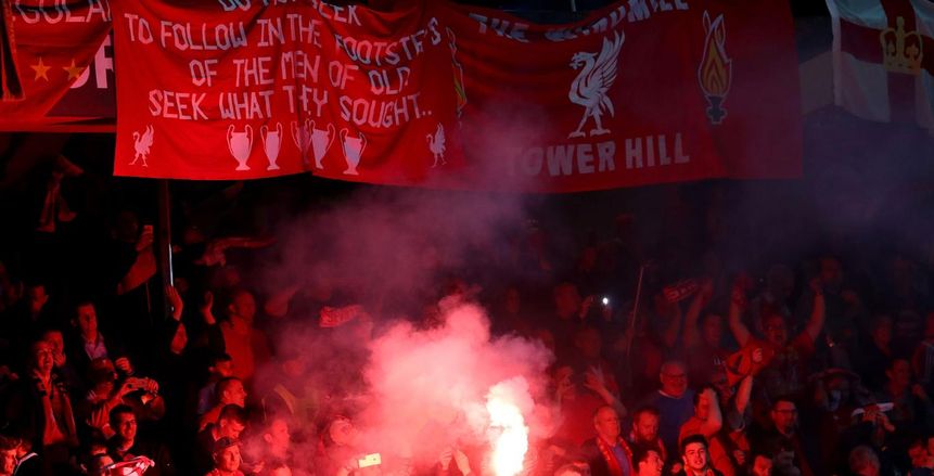 "ويفا" يغرم إشبيلية وليفربول بسبب شغب جمهورهما