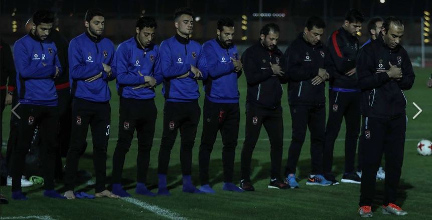 بالصور| كواليس مران الأهلي قبل لقاء الاتحاد.. «بدء بصلاة العشاء وانتهى بضربات الجزاء»