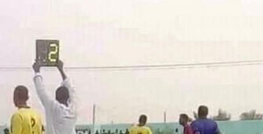 الدوري السوداني.. سيارات «نصف نقل» لحمل لاعبين مصابين للمستشفى (فيديو)
