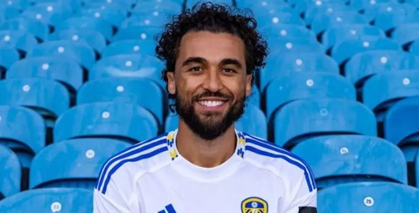 مهاجم ليدز يحصد جائزة لاعب الشهر في الدوري الإنجليزي.. إيمري أفضل مدرب