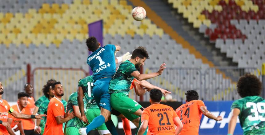 دغموم وإيتوجا يقودان هجوم المصري أمام فاركو في الدوري