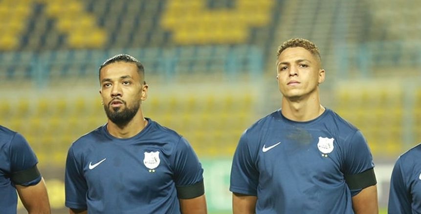 مدافع إنبي عن مفاوضات الأهلي لضمه: المنتخب هدفي