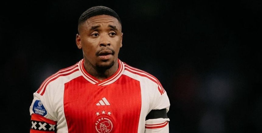 الهولندي ستيفن بيرجوين يعتزل اللعب الدولي بعد انتقاله لاتحاد جدة