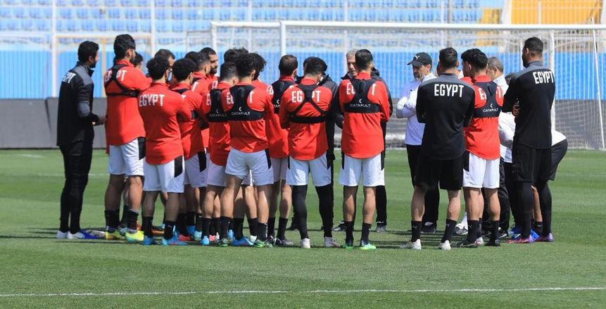 تسريب قميص منتخب مصر الجديد قبل مباراتي غينيا وإثيوبيا «صورة»