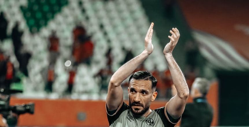 غضب داخل بعثة الأهلي بقطر من محمد عمارة بسبب هجومه على «معلول»