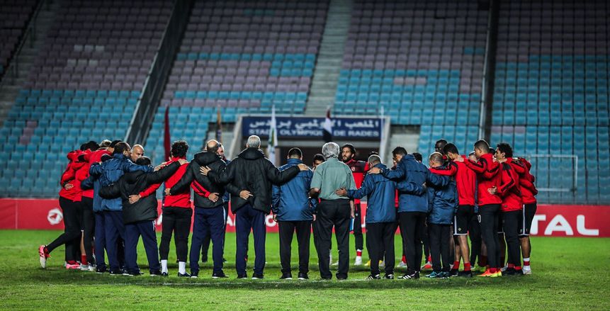 صدق أو لا تصدق.. الأهلي على بعد خطوة واحدة من تذيل جدول ترتيب الدوري