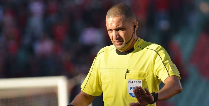 حكم مباراة الأهلي والهلال يروي تفاصيل اللحظات العصيبة في السودان