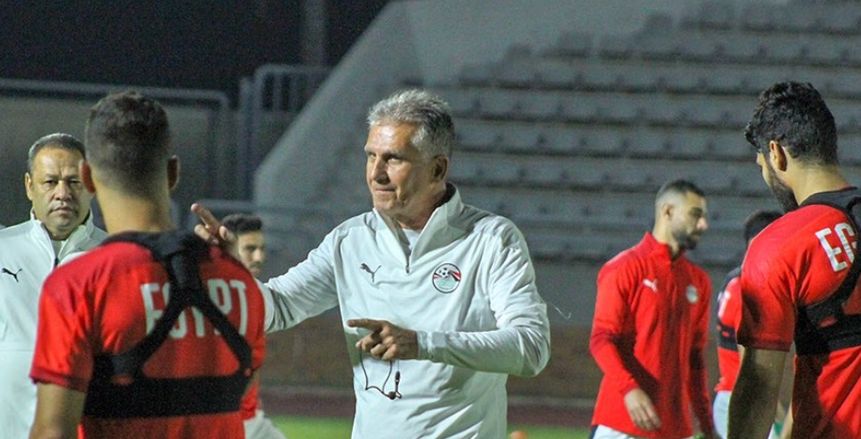 «كيروش» يعلن تشكيل منتخب مصر الرسمي أمام ليبيريا.. محمد شريف مهاجما