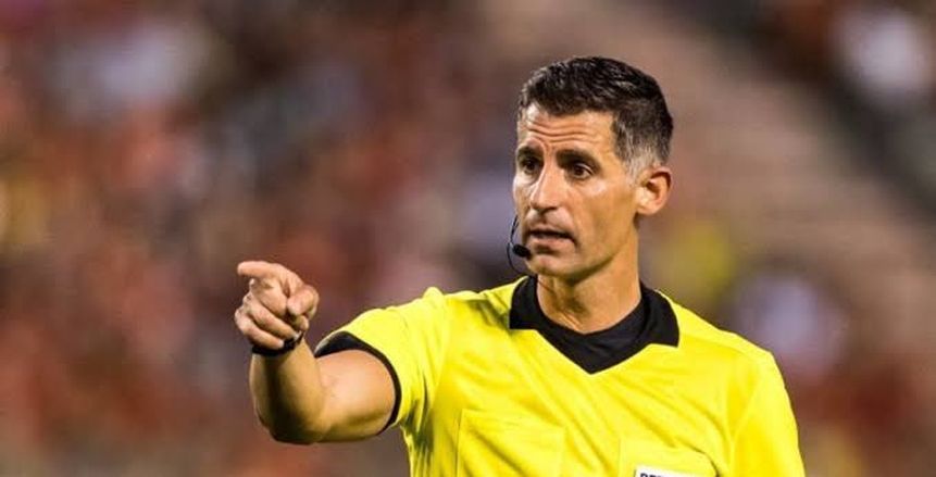 من هو أناستاسيوس حكم مباراة الزمالك وبيراميدز.. أنذر فتحي والنني وحامد