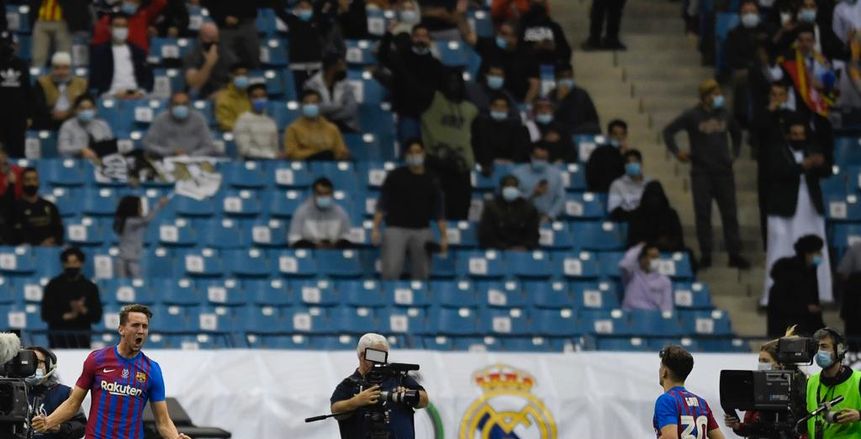 برشلونة يقترب من المربع الذهبي بفوز قاتل على ديبورتيفو ألافيس