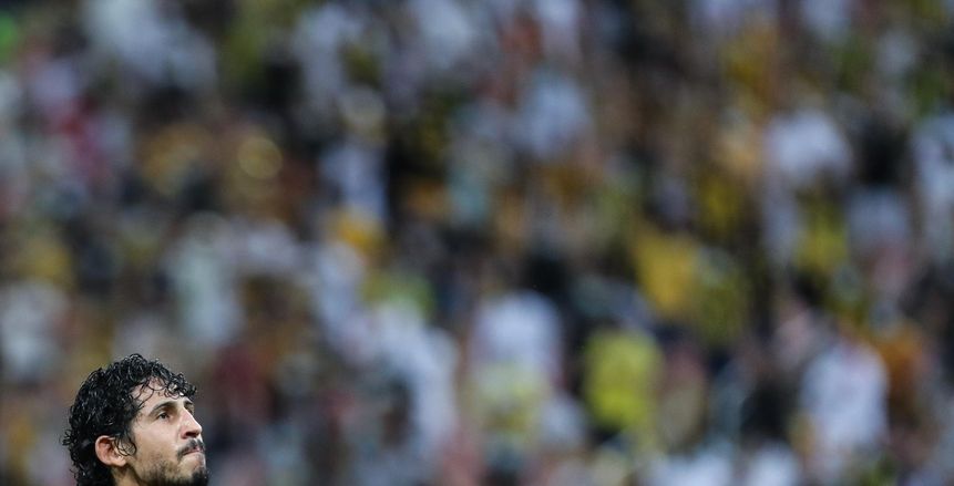 أحمد حجازي في مهمة صعبة مع الاتحاد في ليلة حسم الدوري السعودي