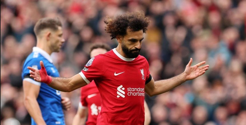 محمد صلاح يطارد 3 أرقام تاريخية في مباراة ليفربول ولوتون تاون