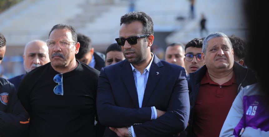 بموقف إنساني.. رئيس «يو كلوب» يؤازر لاعبيه عقب ضياع حلم الصعود إلى الممتاز «ب»