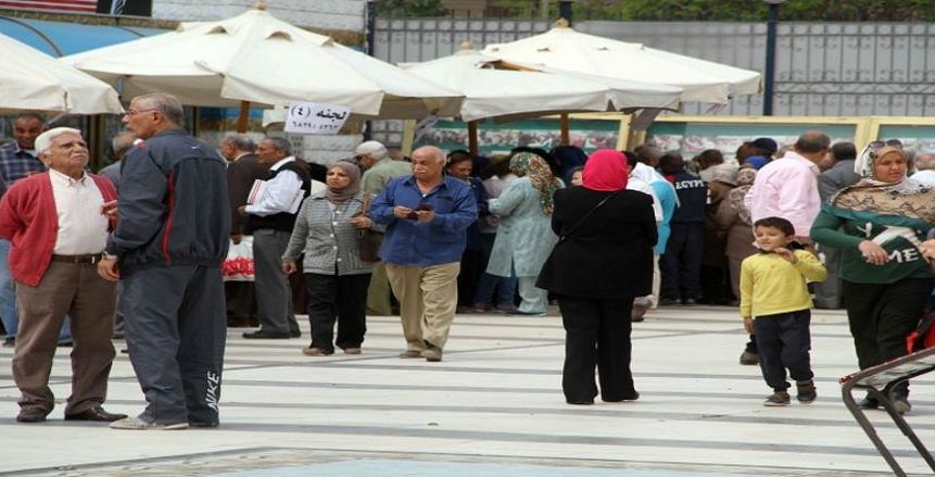 «كاميرات المراقبة وعرض الإنجازات» تثير غضب الأعضاء تجاه رئيس الزمالك