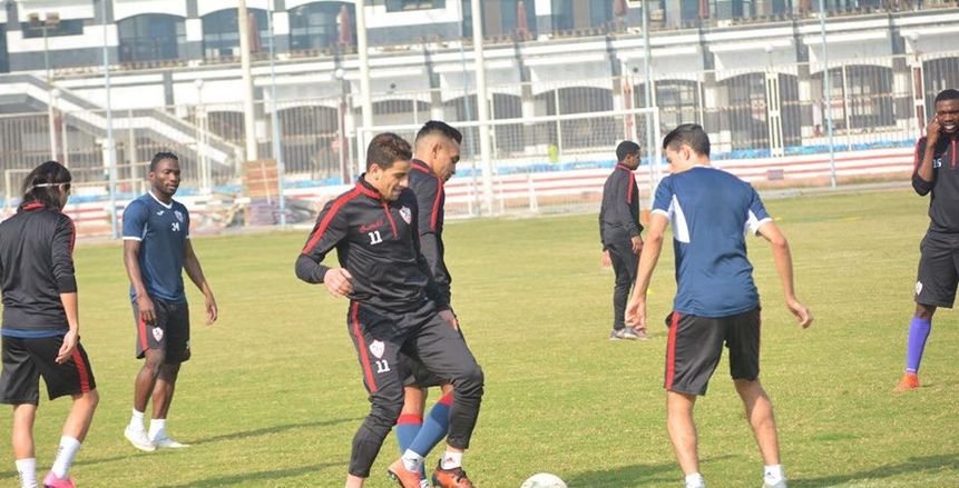 "فتوح ورأفت" يتدربان مع فريق الشباب بالزمالك
