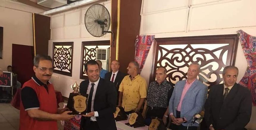 الاتحاد المصري بالقليوبية يكرم عضو هيئة التدريس بجامعة بنها