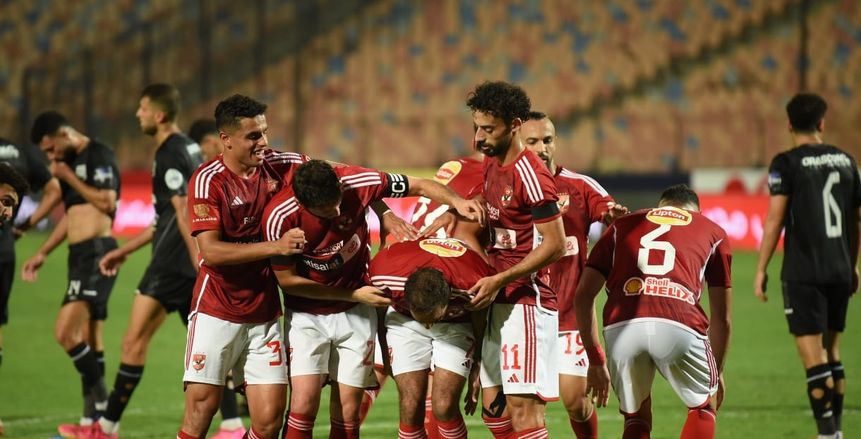 أهلي جدة يعلن مصير خطف صفقة الموسم من الأهلي «خاص»