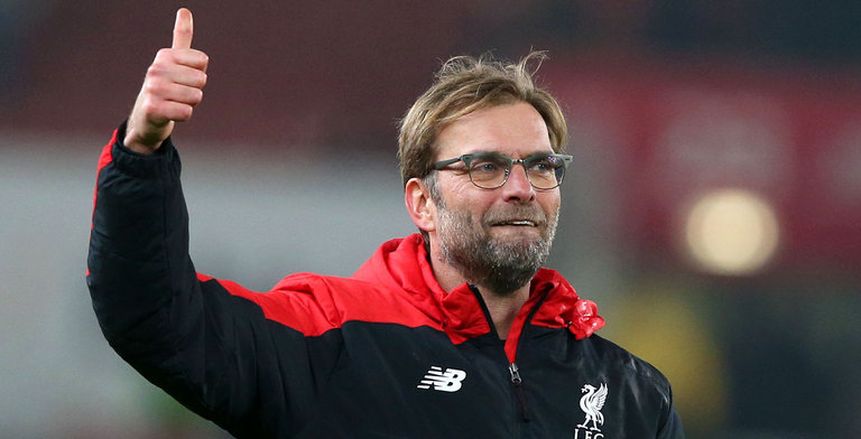 ليفربول يجدد عقد الثلاثي الشاب