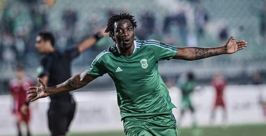 مابولولو يحصد جائزة أفضل مهاجم في مصر خلال حفل MEFA