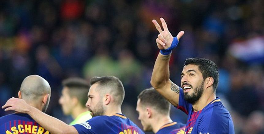 بالصور| «سواريز» لـ«كوتينيو»: سنحقق النجاح سوياً في «برشلونة»